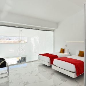 b84eb639-cdcd-4bc2-8226-9c053219c33c